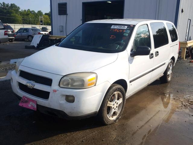 1GNDV23158D138647 - 2008 CHEVROLET UPLANDER L WHITE photo 2