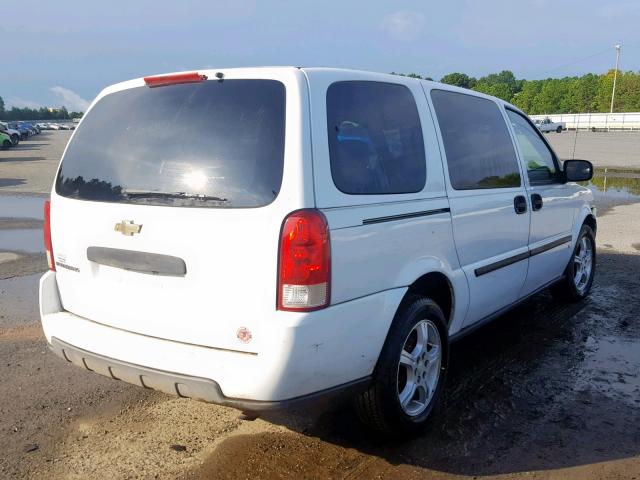 1GNDV23158D138647 - 2008 CHEVROLET UPLANDER L WHITE photo 4