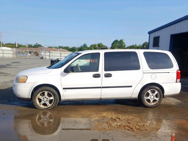 1GNDV23158D138647 - 2008 CHEVROLET UPLANDER L WHITE photo 9