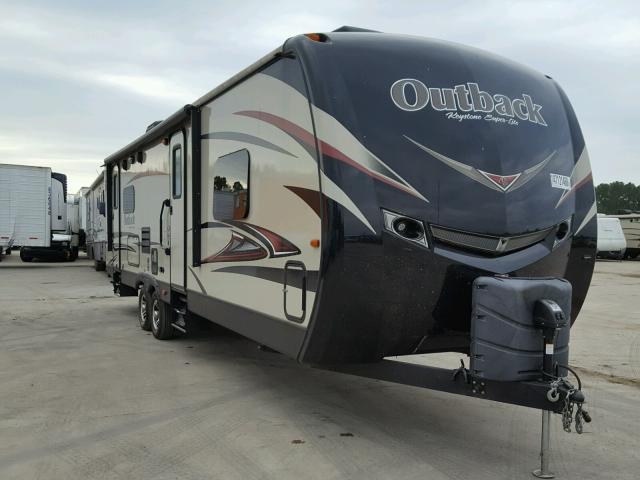 4YDT27720GB450265 - 2016 OUTB KEYSTONE TWO TONE photo 1