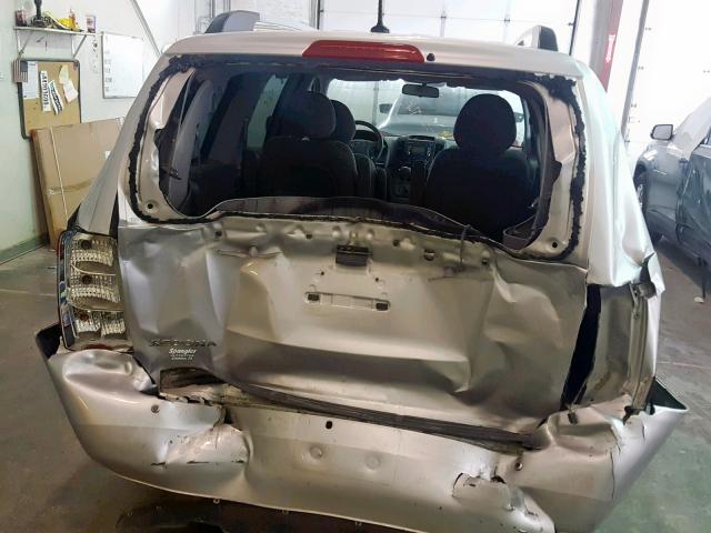 KNDMG4C78C6442085 - 2012 KIA SEDONA LX SILVER photo 9