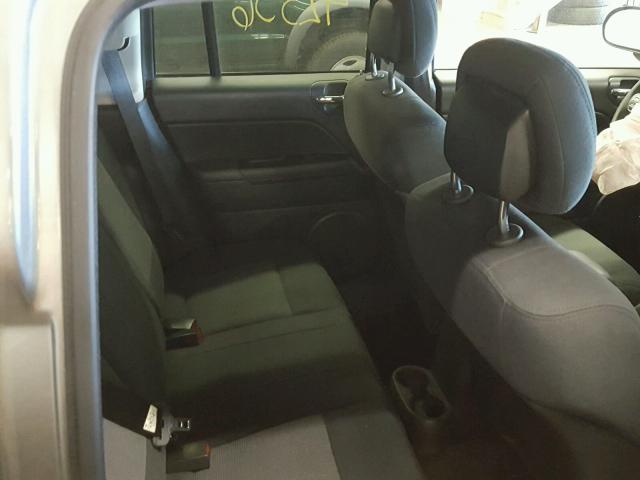 1C4NJDBB5DD165209 - 2013 JEEP COMPASS SP ნაცრისფერი ფოტო 6