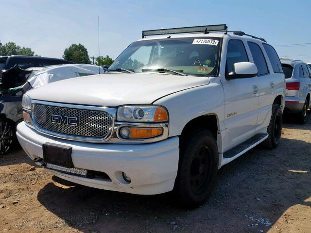 1GKEK63U16J105641 - 2006 GMC YUKON DENA WHITE photo 2