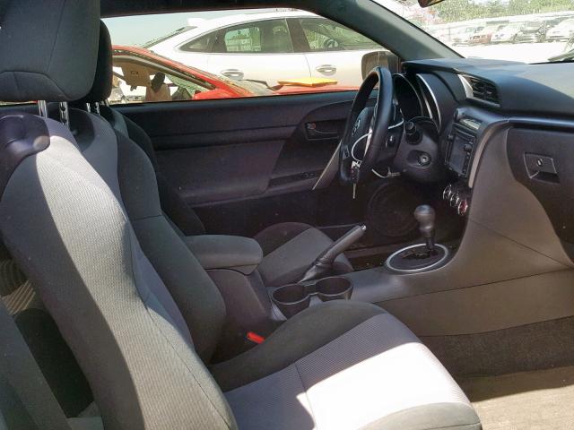 JTKJF5C75F3096667 - 2015 TOYOTA SCION TC თეთრი ფოტო 5