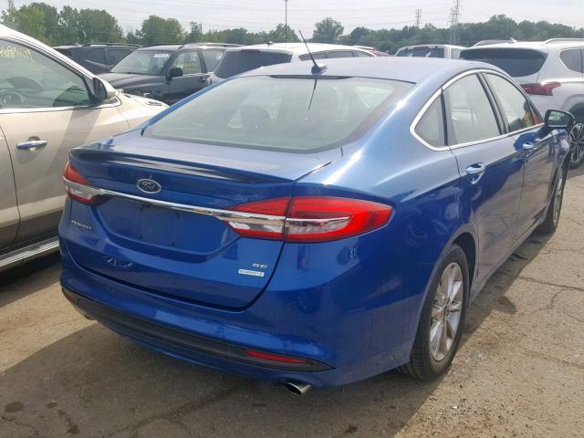 3FA6P0HD4HR177584 - 2017 FORD FUSION SE BLUE photo 4