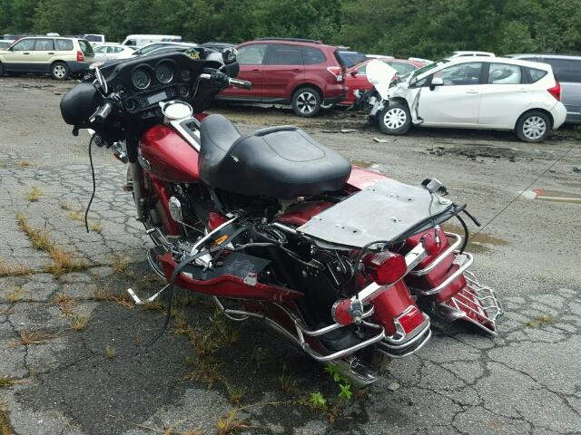 1HD1FC4188Y703073 - 2008 HARLEY-DAVIDSON FLHTCUI MAROON photo 3