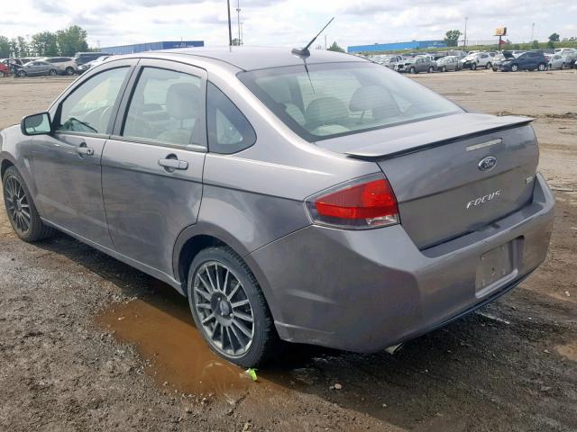 1FAHP3GN9AW156902 - 2010 FORD FOCUS SES GRAY photo 3