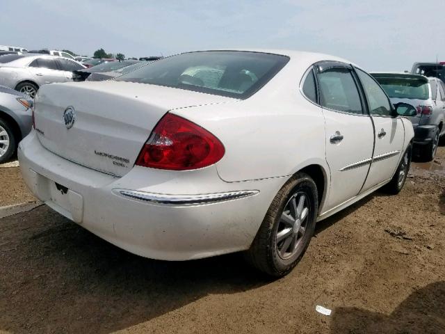 2G4WD582381156028 - 2008 BUICK LACROSSE C WHITE photo 4