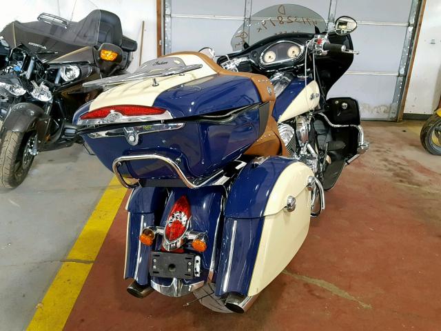56KTRAAA3G3336230 - 2016 INDIAN MOTORCYCLE CO. ROADMASTER BLUE photo 4