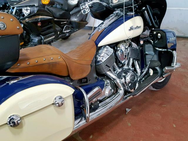 56KTRAAA3G3336230 - 2016 INDIAN MOTORCYCLE CO. ROADMASTER BLUE photo 6