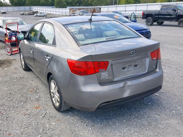 KNAFU4A20B5398724 - 2011 KIA FORTE EX GRAY photo 3