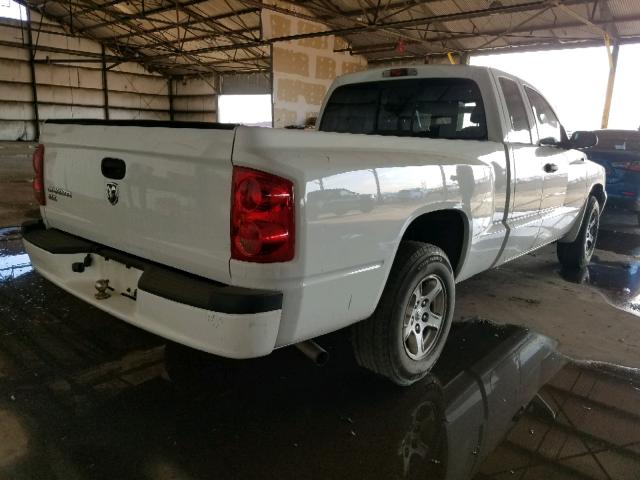 1D7HE42K87S160643 - 2007 DODGE DAKOTA SLT WHITE photo 4