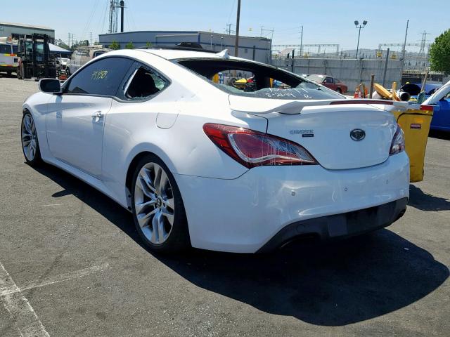 KMHHU6KJ4FU126715 - 2015 HYUNDAI GENESIS CO WHITE photo 3