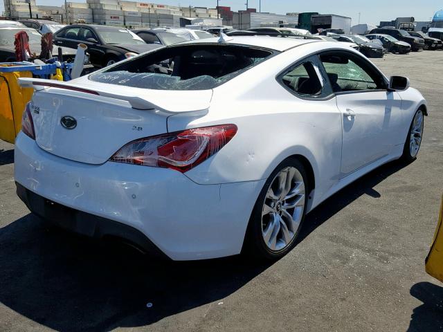 KMHHU6KJ4FU126715 - 2015 HYUNDAI GENESIS CO WHITE photo 4