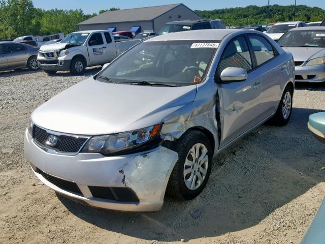 KNAFU4A22A5306219 - 2010 KIA FORTE EX SILVER photo 2