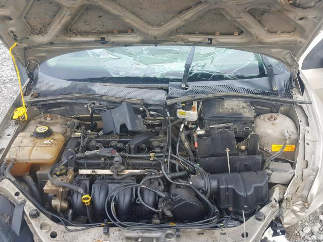 1FAFP34N87W341902 - 2007 FORD FOCUS ZX4 TAN photo 7