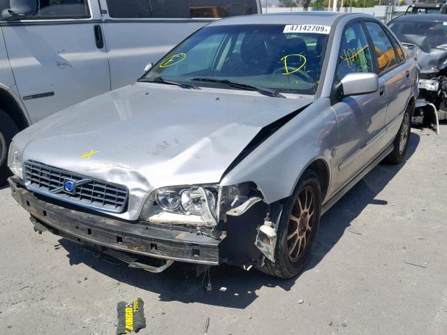 YV1VS27574F081928 - 2004 VOLVO S40 1.9T SILVER photo 2