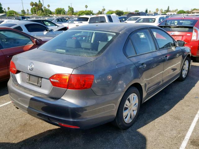 3VW2K7AJ6BM117677 - 2011 VOLKSWAGEN JETTA BASE GRAY photo 4