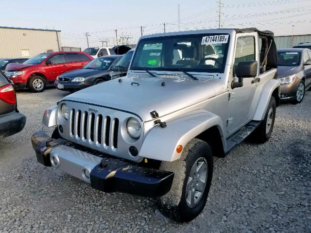 1J4FA24109L750946 - 2009 JEEP WRANGLER X SILVER photo 2