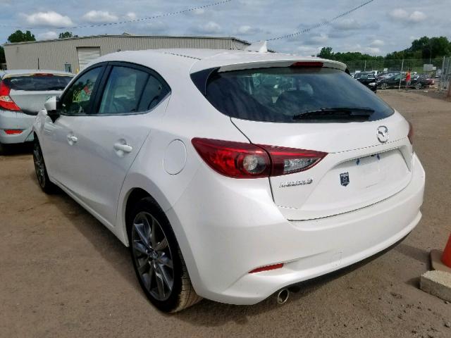 3MZBN1L32JM255878 - 2018 MAZDA 3 TOURING WHITE photo 3