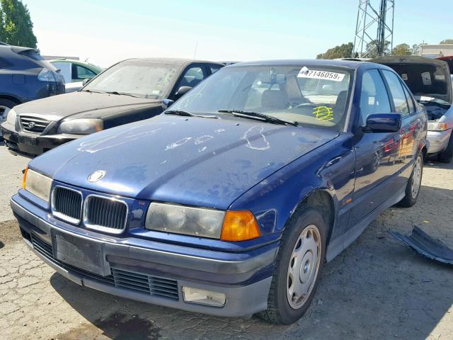 4USCC8324SLA13056 - 1995 BMW 318 I AUTO BLUE photo 2