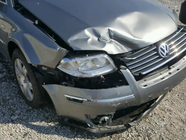 WVWTH63B91P199466 - 2001 VOLKSWAGEN PASSAT GLX 灰色 照片 9