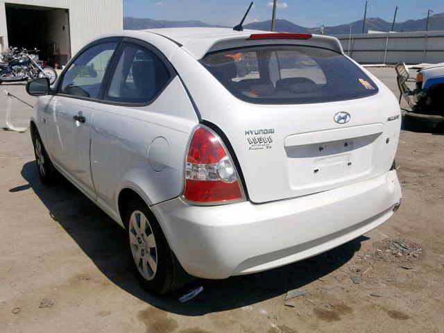 KMHCM3AC0BU192801 - 2011 HYUNDAI ACCENT GL WHITE photo 3