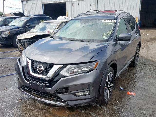 JN8AT2MV2HW021880 - 2017 NISSAN ROGUE S GRAY photo 2