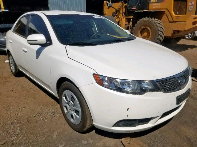 KNAFU4A2XB5423919 - 2011 KIA FORTE EX WHITE photo 1