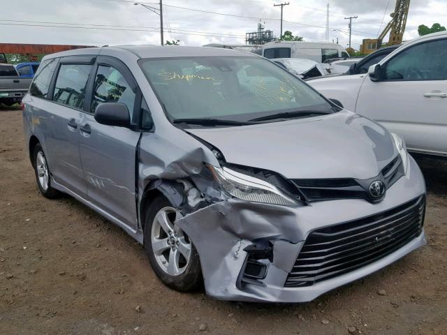 5TDZZ3DC8JS898929 - 2018 TOYOTA SIENNA L SILVER photo 1