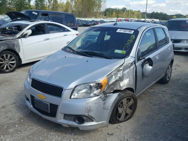 KL1TD6DE0BB169377 - 2011 CHEVROLET AVEO LS SILVER photo 2