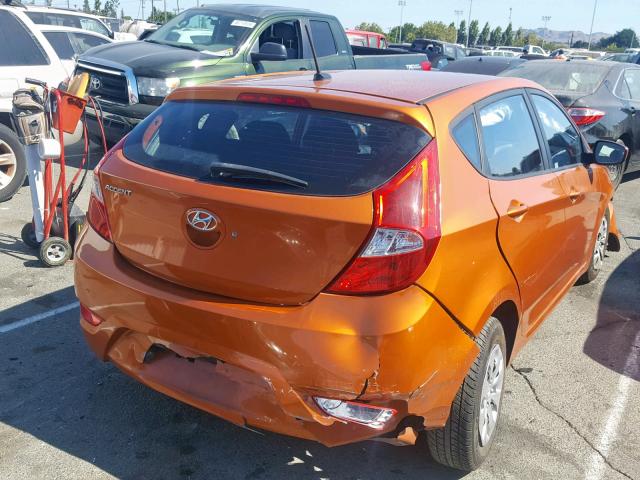 KMHCT5AE9HU300440 - 2017 HYUNDAI ACCENT SE ORANGE photo 4