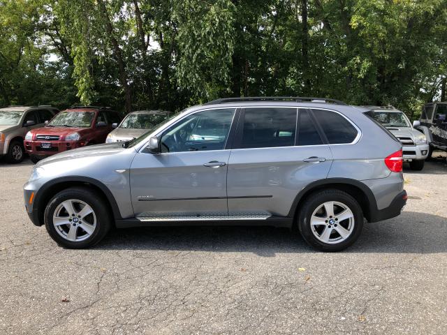 5UXFE8C52AL31202 - 2010 BMW X5 XDRIVE4 GRAY photo 5