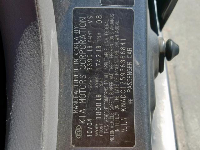 KNADC125956366841 - 2005 KIA RIO GRAY photo 10