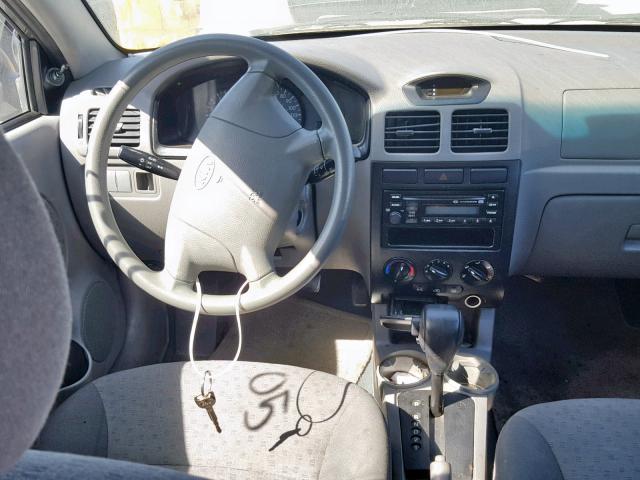 KNADC125956366841 - 2005 KIA RIO GRAY photo 9