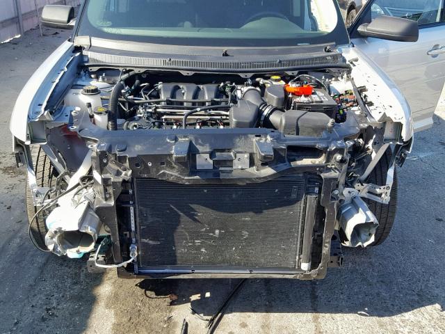 2FMGK5B81JBA19015 - 2018 FORD FLEX SE WHITE photo 9