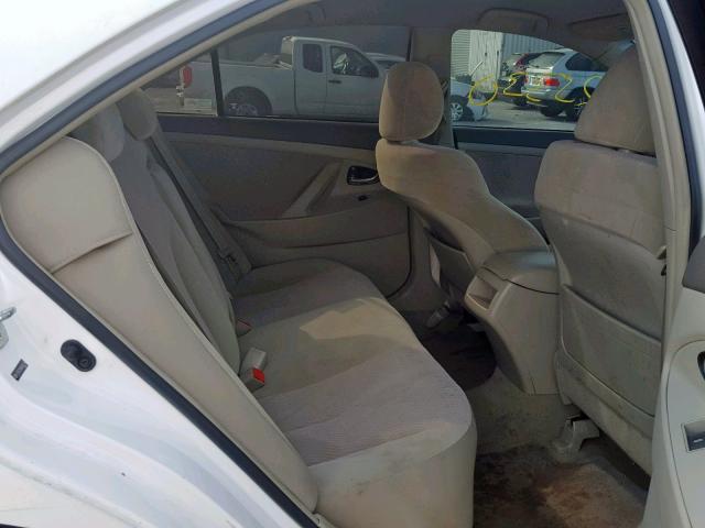 4T1BF3EK6AU564776 - 2010 TOYOTA CAMRY BASE WHITE photo 6