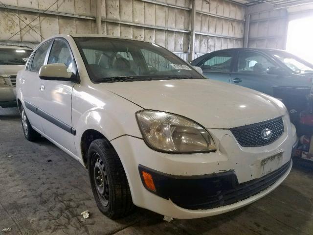 KNADE123066131190 - 2006 KIA RIO WHITE photo 1