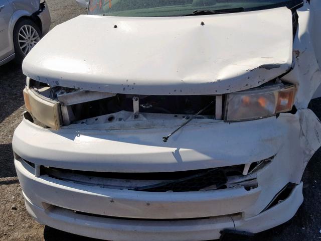 JTLKT334464039681 - 2006 TOYOTA SCION XB 白色 照片 7