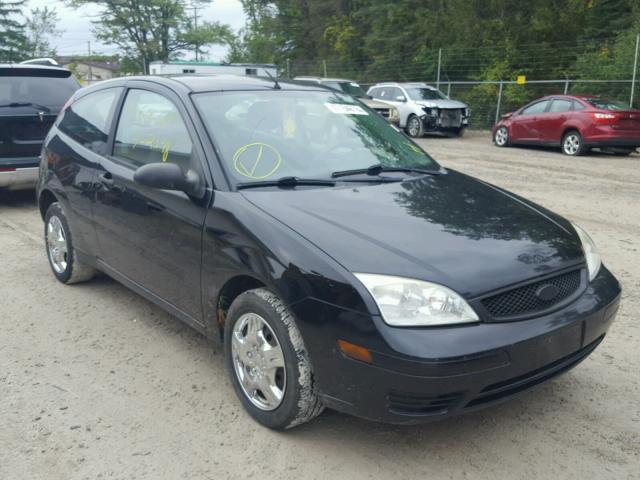 3FAFP31N15R134062 - 2005 FORD FOCUS ZX3 BLACK photo 1