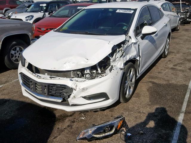 1G1BF5SM9H7104521 - 2017 CHEVROLET CRUZE PREM WHITE photo 2