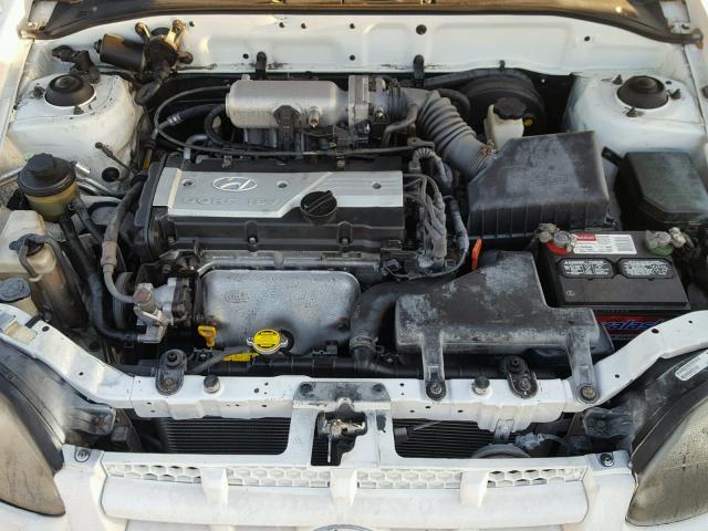 KMHCG45C33U450236 - 2003 HYUNDAI ACCENT GL WHITE photo 7