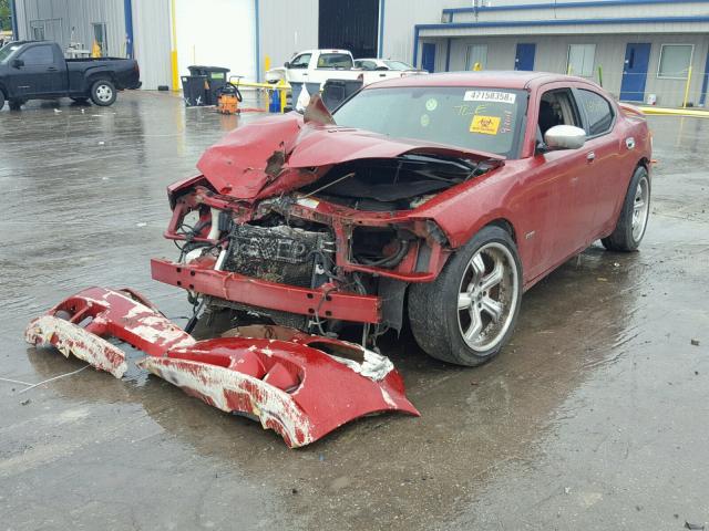 2B3LA73W56H495580 - 2006 DODGE CHARGER SR RED photo 2