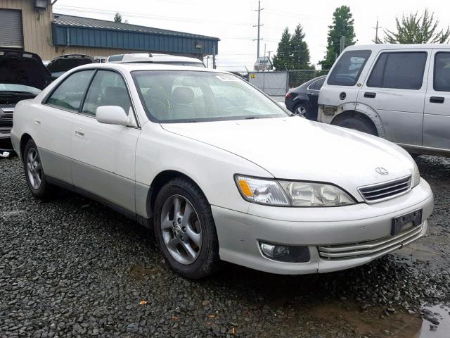 JT8BF28G4Y5077567 - 2000 LEXUS ES 300 WHITE photo 1