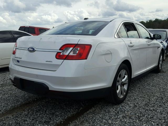 1FAHP2EW7CG137445 - 2012 FORD TAURUS SEL WHITE photo 4