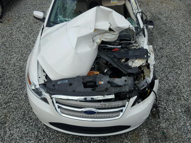 1FAHP2EW7CG137445 - 2012 FORD TAURUS SEL WHITE photo 7