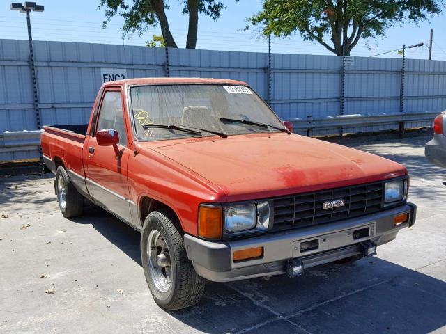 JT4RN55R5G0197786 - 1986 TOYOTA PICKUP 1/2 RED photo 1