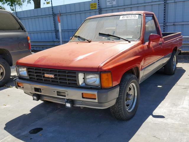 JT4RN55R5G0197786 - 1986 TOYOTA PICKUP 1/2 RED photo 2