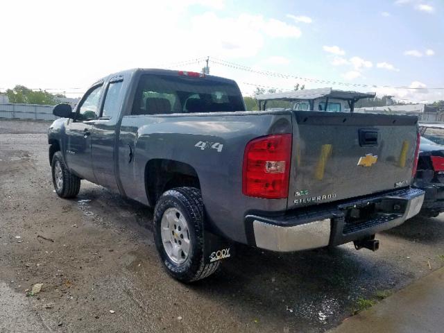 1GCRKPEA2BZ272091 - 2011 CHEVROLET SILVERADO SILVER photo 3