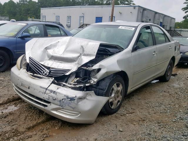 JTDBE32K763039573 - 2006 TOYOTA CAMRY LE SILVER photo 2